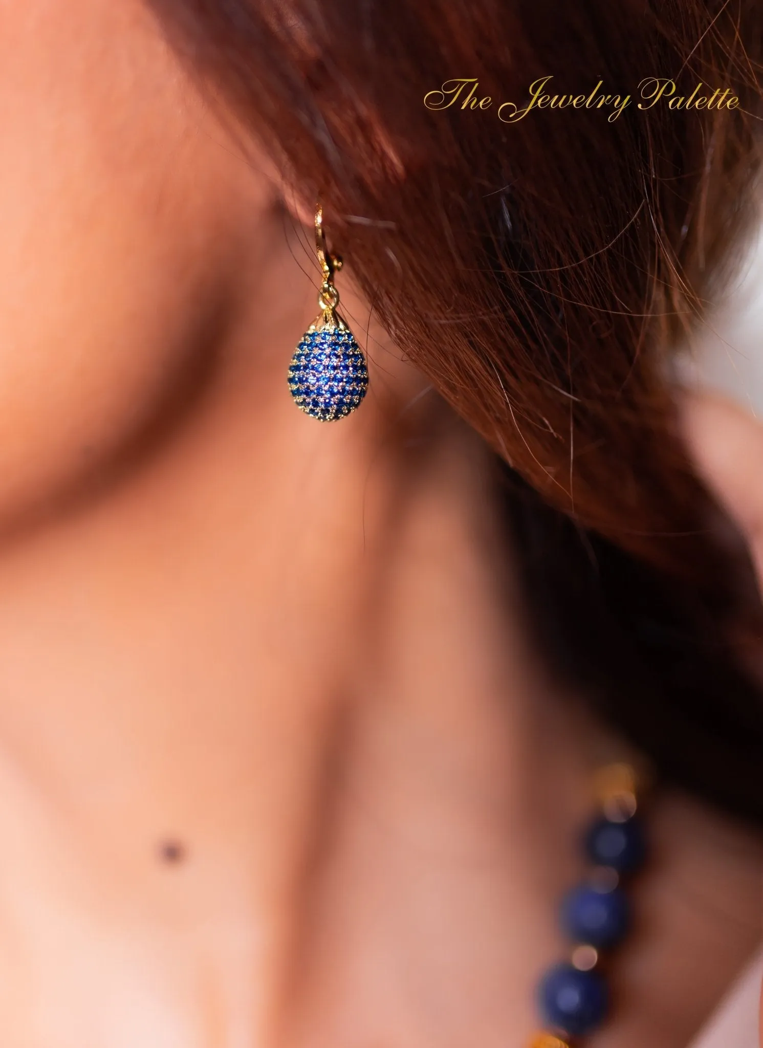 Fedora hoop earrings with zircon teardrop