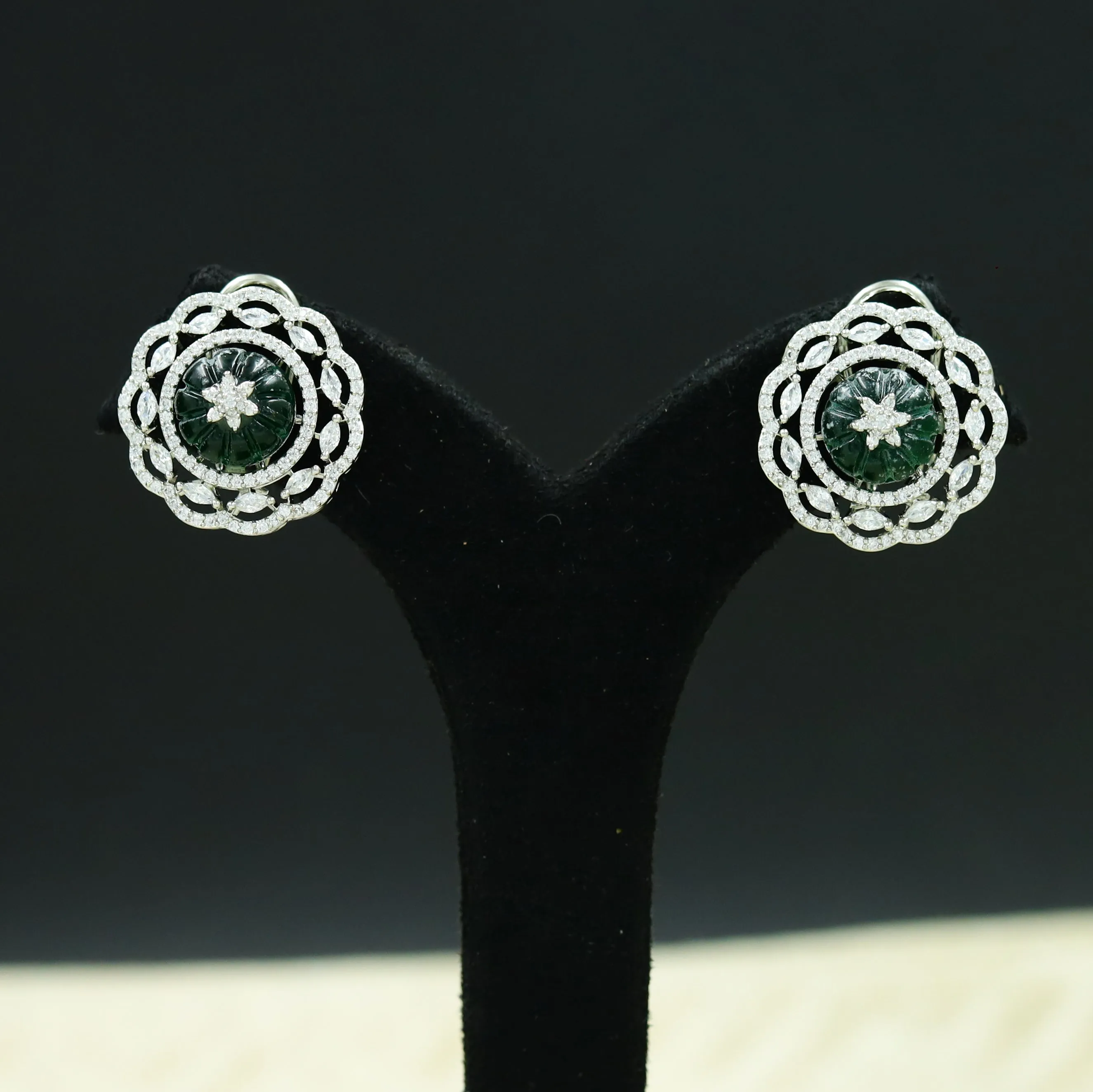 Medium Zircon/AD Pendant Set 12921-31
