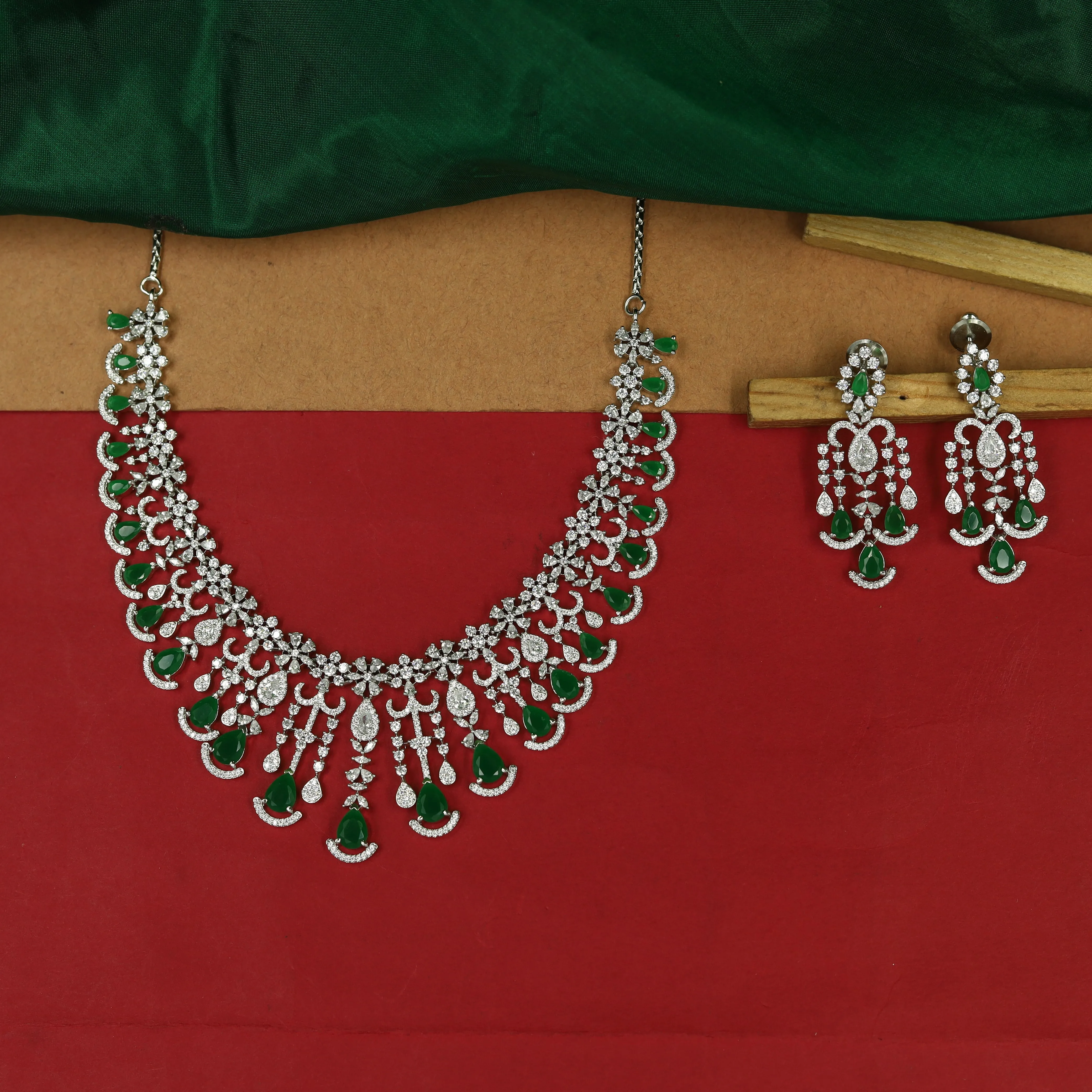 Round Neck Zircon/AD Necklace Set 16224-69