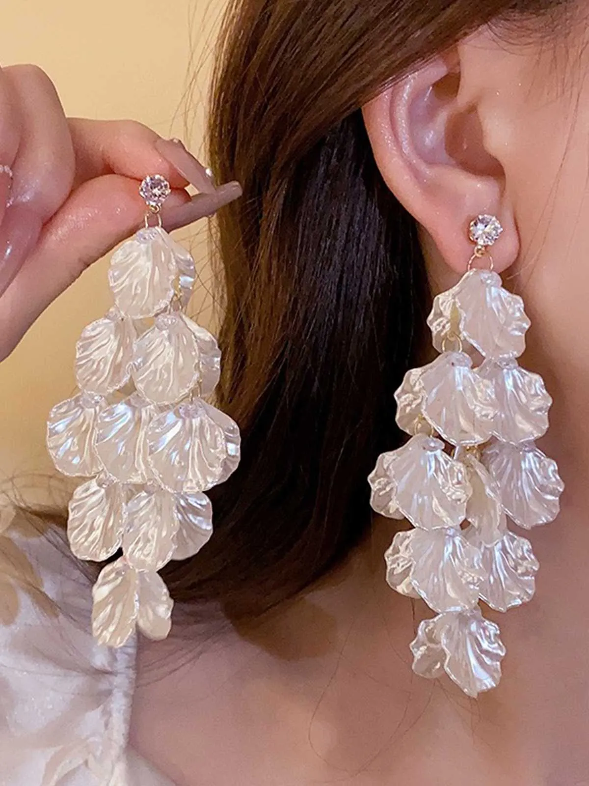 White Vintage Zircon Tassel Earrings